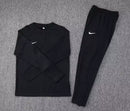 Conjunto Nike Dri-Fit Jaqueta + Calça "All Black"